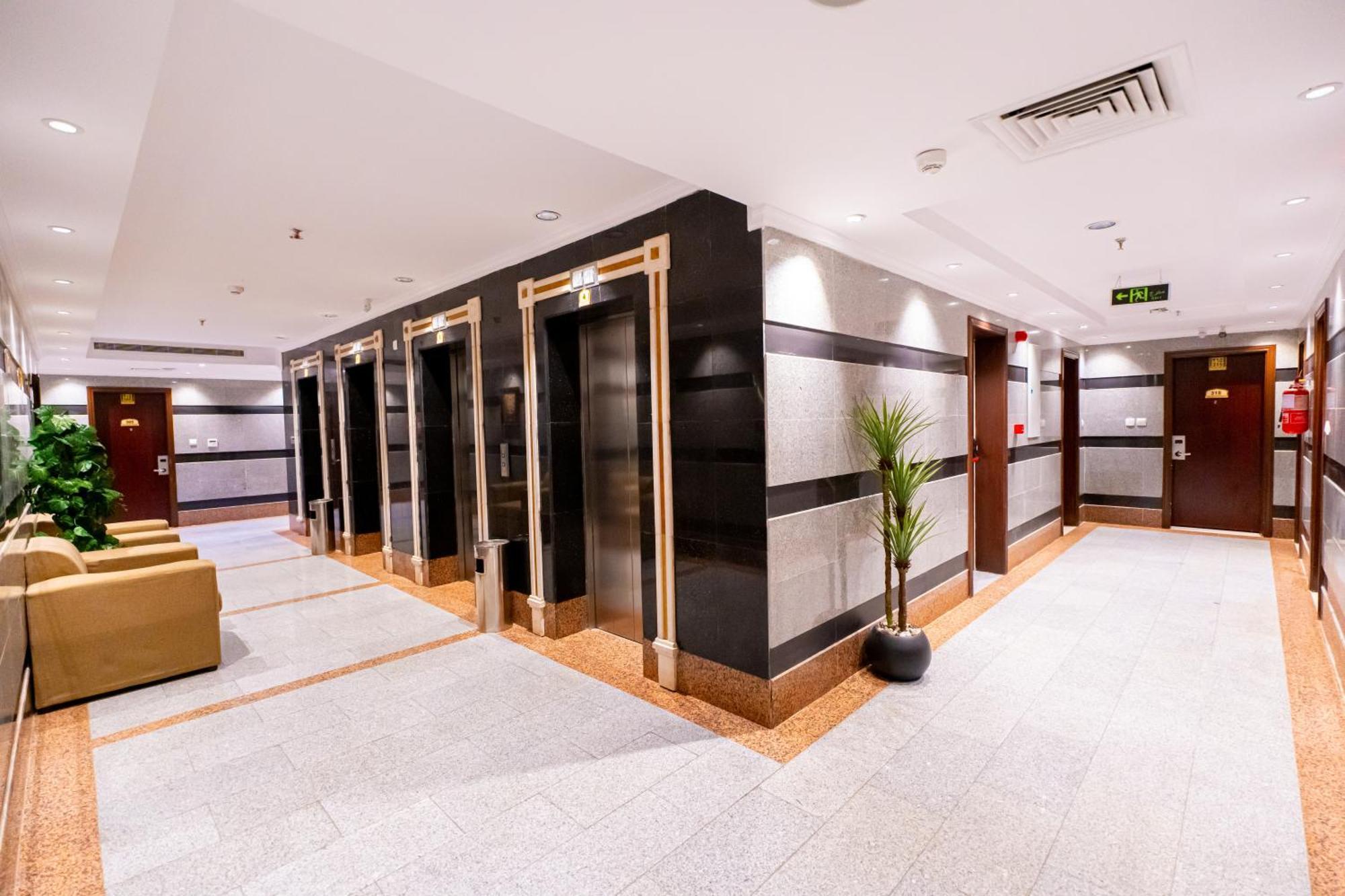 Al Kiram Hotel Al Azizia Mecca Екстер'єр фото